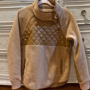 Abercrombie & Fitch Tan Quilted Pullover